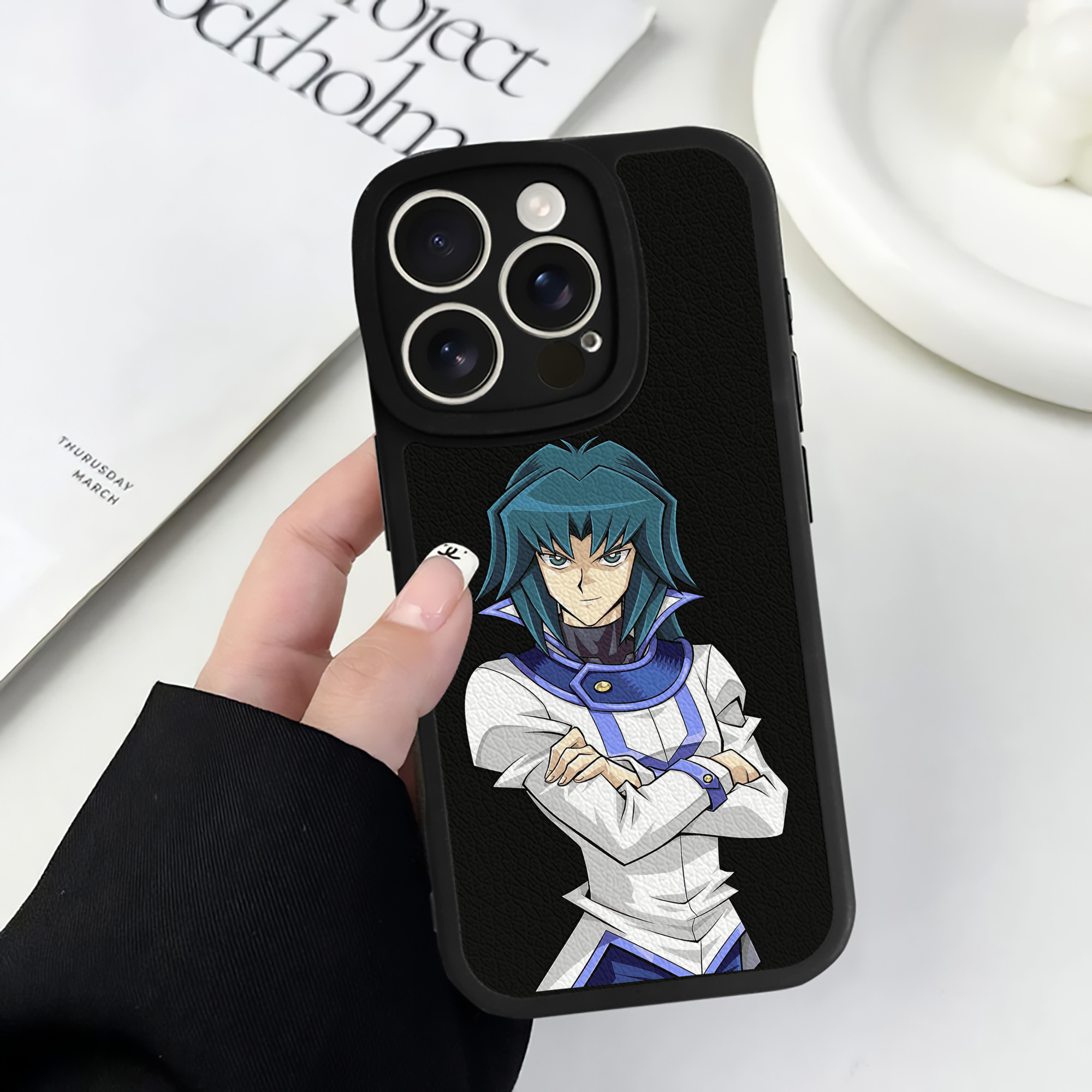 遊☆戯☆王 Yu-Gi-Oh! 【iPhone 16シリーズ対応】シリコンスマホケース（レザー調） 材質：シリコン